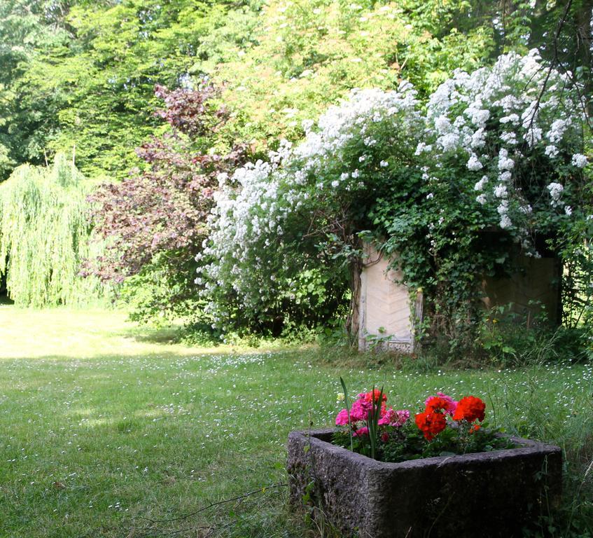 Domaine De Chantemerles Fontainebleau Exterior photo